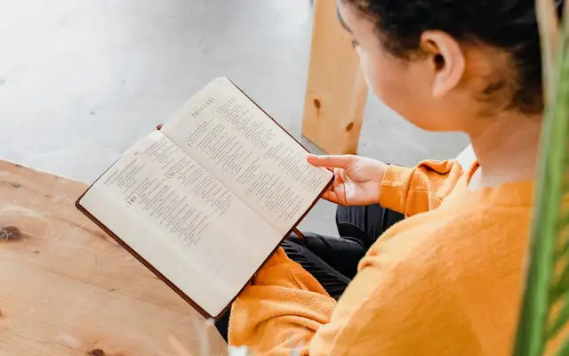 Materi majas dalam bahasa Inggris