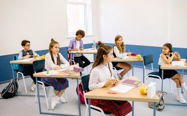 Ragam Jenis Kata Benda yang Ada di Sekitar Sekolah dalam Bahasa Inggris