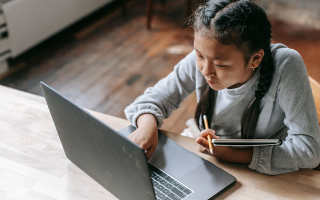 10 Cara Membiasakan Anak Menggunakan Bahasa Inggris di Rumah