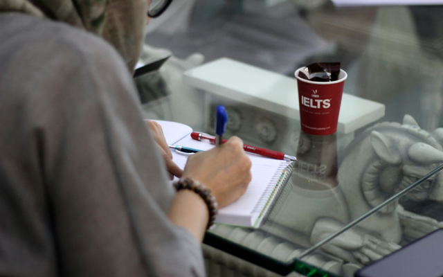 7 Cara Ampuh Mengerjakan Kesimpulan di IELTS Writing Task 2