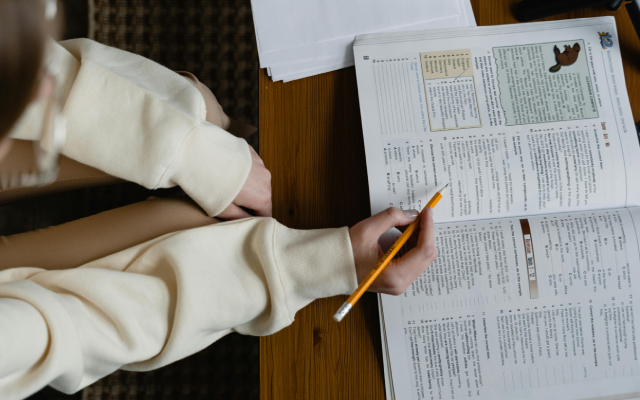 10 Cara Menulis Footnote dalam Bahasa Inggris yang Tepat