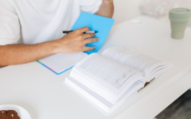 Perbedaan Penggunaan In Spite Of, Despite and Although dalam Bahasa Inggris