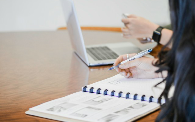 10 Cara Menggunakan Complex Grammar Sentence di IELTS Speaking Agar Band 7