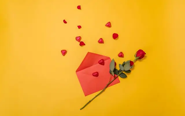7+ Panggilan & Ungkapan Sayang dalam Bahasa Mandarin yang Bisa Kamu Pelajari