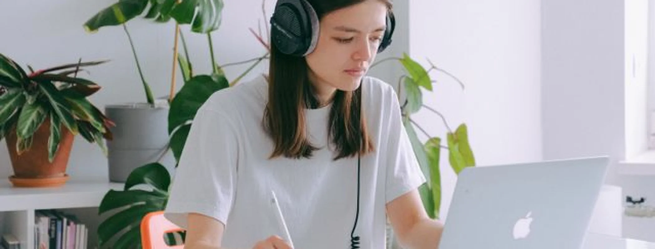 10 Tips Agar Tidak Kehilangan Fokus Saat Tes IELTS Listening Section