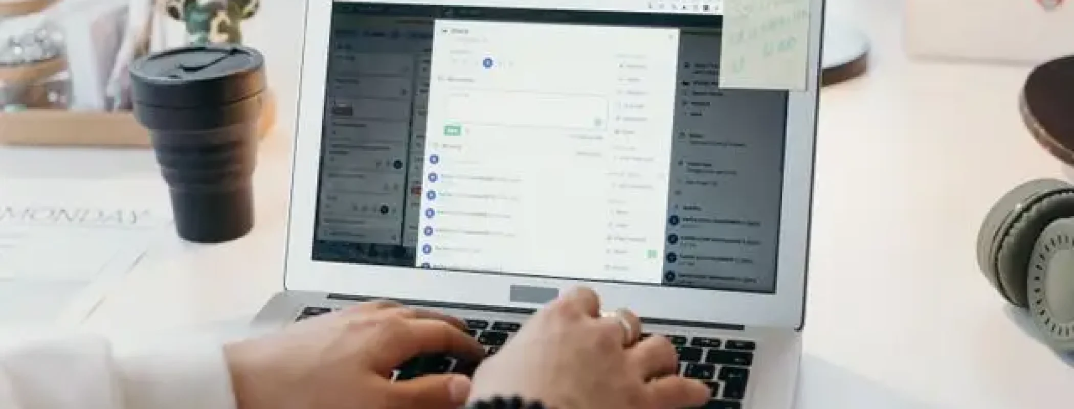 Cara Menulis Email Bahasa Inggris yang Tepat & Profesional