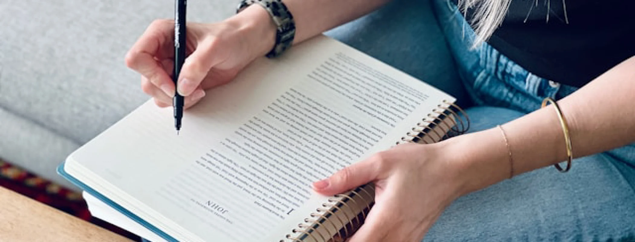 10 Cara Konsisten Belajar Bahasa Inggris Setiap Hari