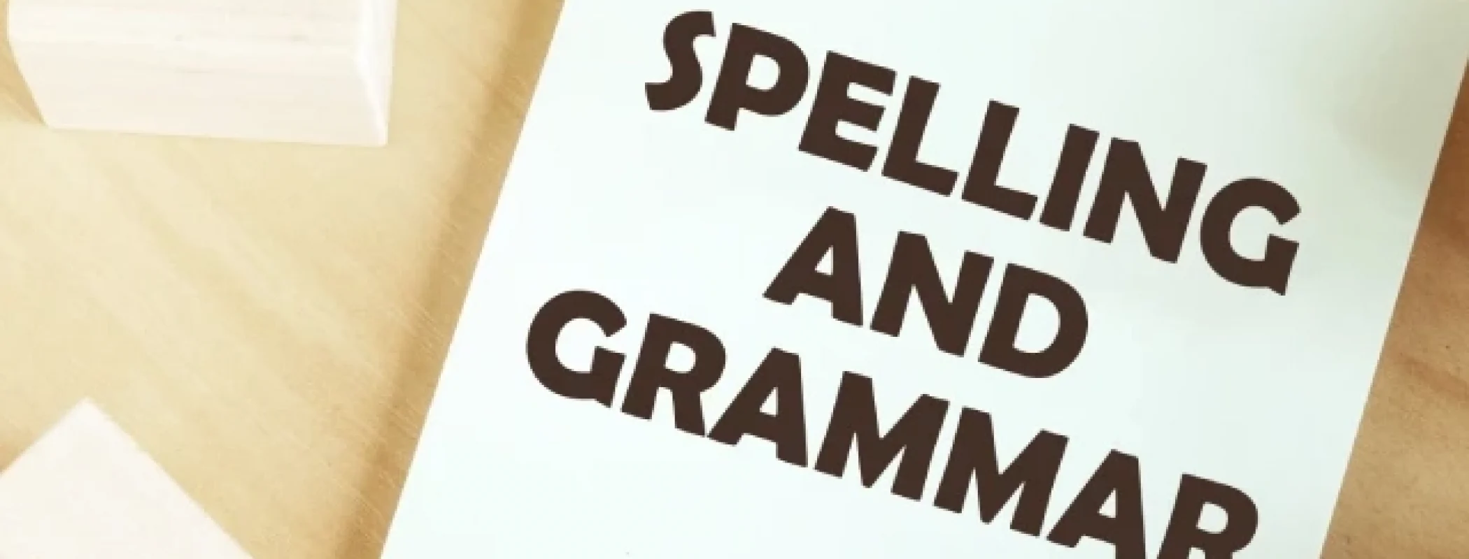 kegunaan spelling dan grammar