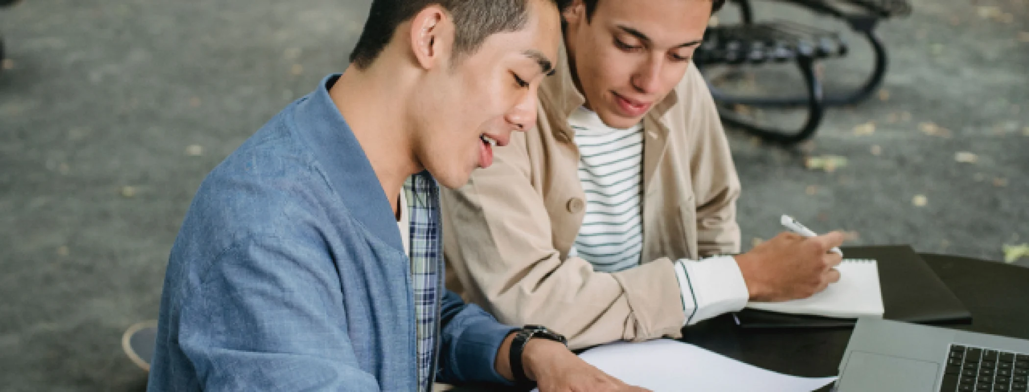 7 Tips Ampuh Latihan Writing Tes IELTS untuk Skor yang Maksimal