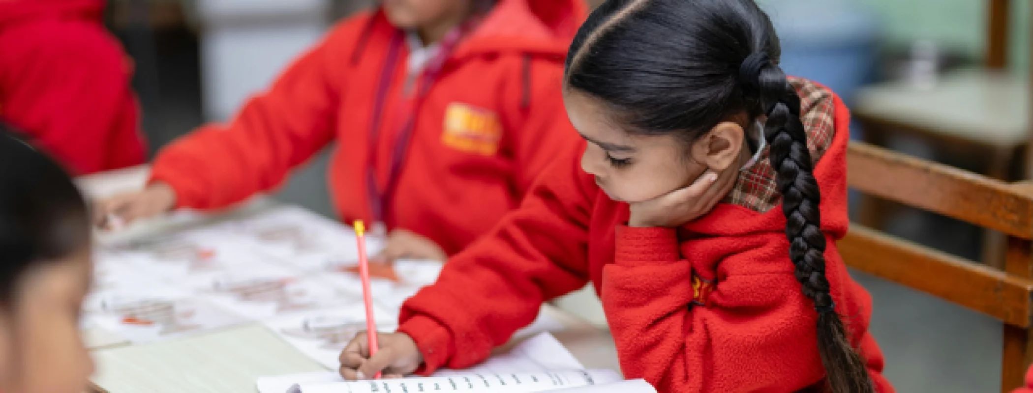 7 Materi Penting Listening Bahasa Inggris untuk Anak SD 
